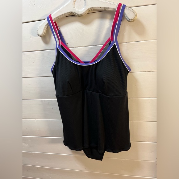 ❣️PENNINGTONS – Black Ribbed One-Piece Swim Dress – Plus Size 1X - Picture 8 of 11